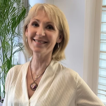 Image praticien Ghislaine Cadène Thérapeute Holistique
